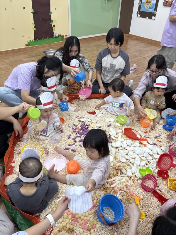 장전중앙아기학교-23기 5주 - 칭찬하시는 예수님-73248581561.jpg